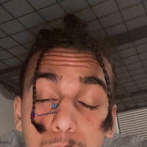 Meet your Posher, Laith